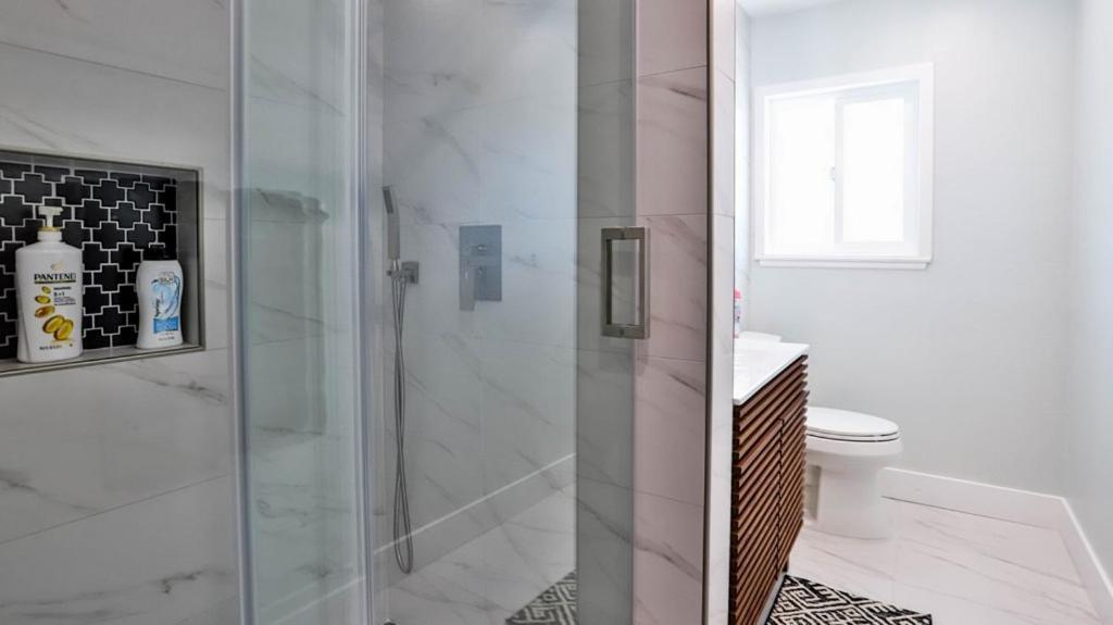 H&H Modern Lux 4Bd 1 King Suite 3 Queen Socal Disney Westminster Eksteriør bilde